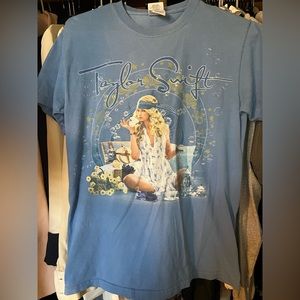✨💖 TAYLOR SWIFT FEARLESS TEE 💖✨